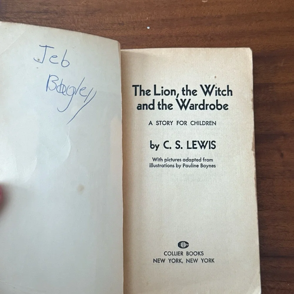 C.S. Lewis Lot of 2 – The Chronicles of Narnia‎ (1971 Collier Paperbacks)